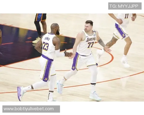 夸梅直言詹姆斯影响力巨大八村绝杀却被媒体聚焦于他身上