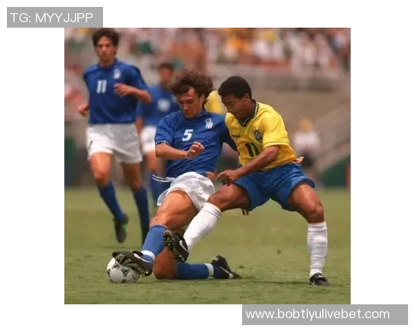 意大利巴西传奇球星同场竞技巴乔卡福罗马里奥重温经典对决