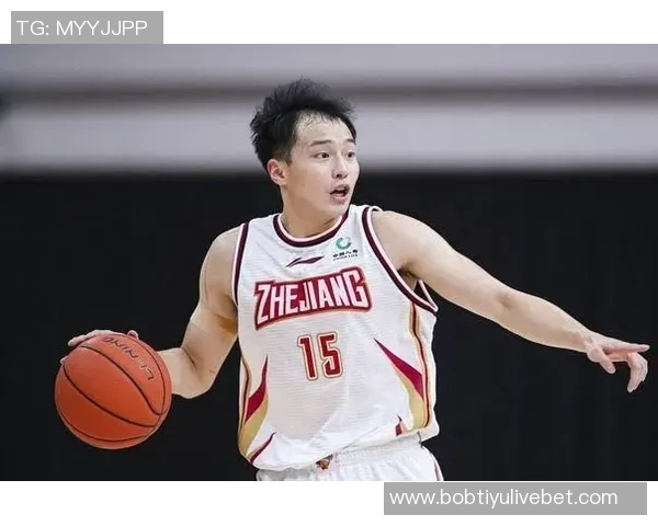 王奕博展现顶薪球员价值有效解决青岛男篮一号位问题 王奕博展现顶薪球员价值有效解决青岛男篮一号位问题