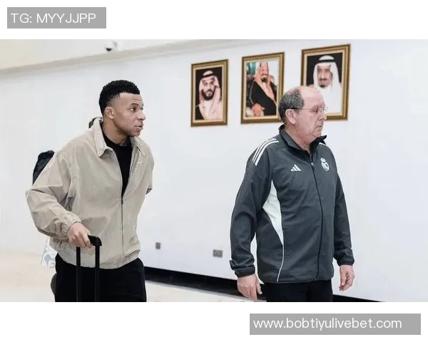 姆巴佩考虑局部止痛注射复出但不愿冒险参赛保持谨慎态度