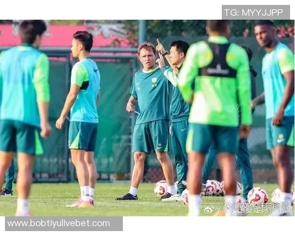 米兰里斯蒂奇展望执教海牛的未来目标与团队合作精神